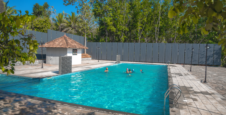 What Is the Price of Resorts with a Swimming Pool in Thrissur?